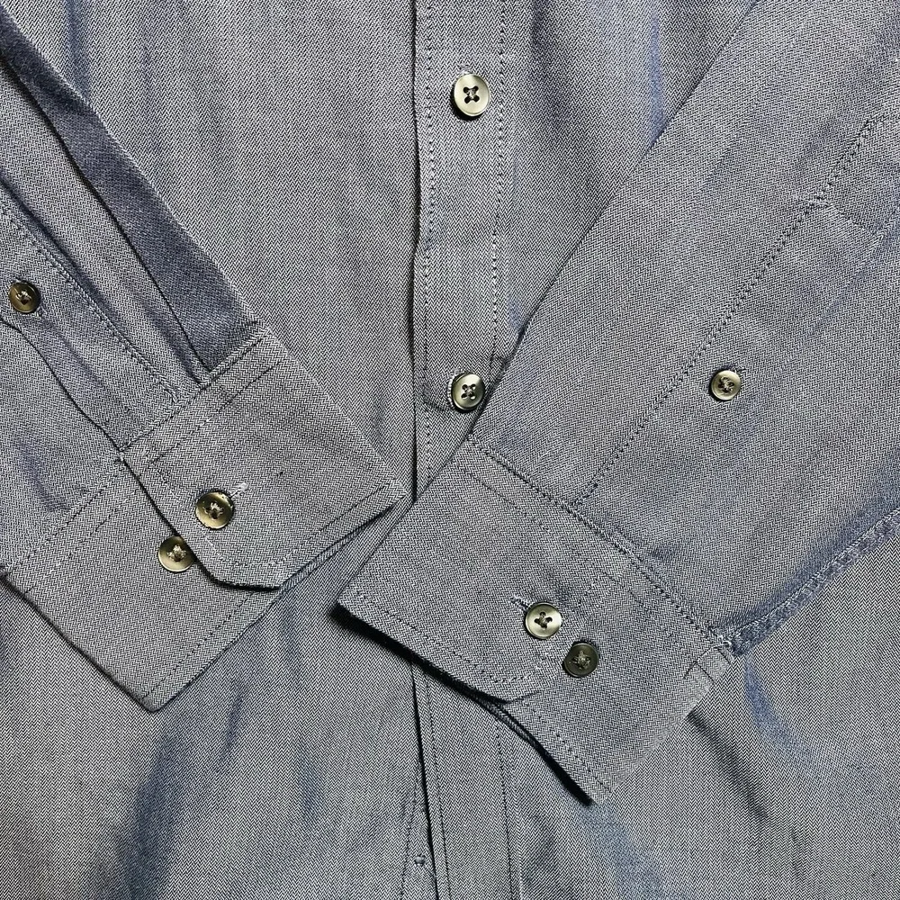Mens VanHeusen Blue Solid Long-sleeve Dress Shirt Size Lg.‎